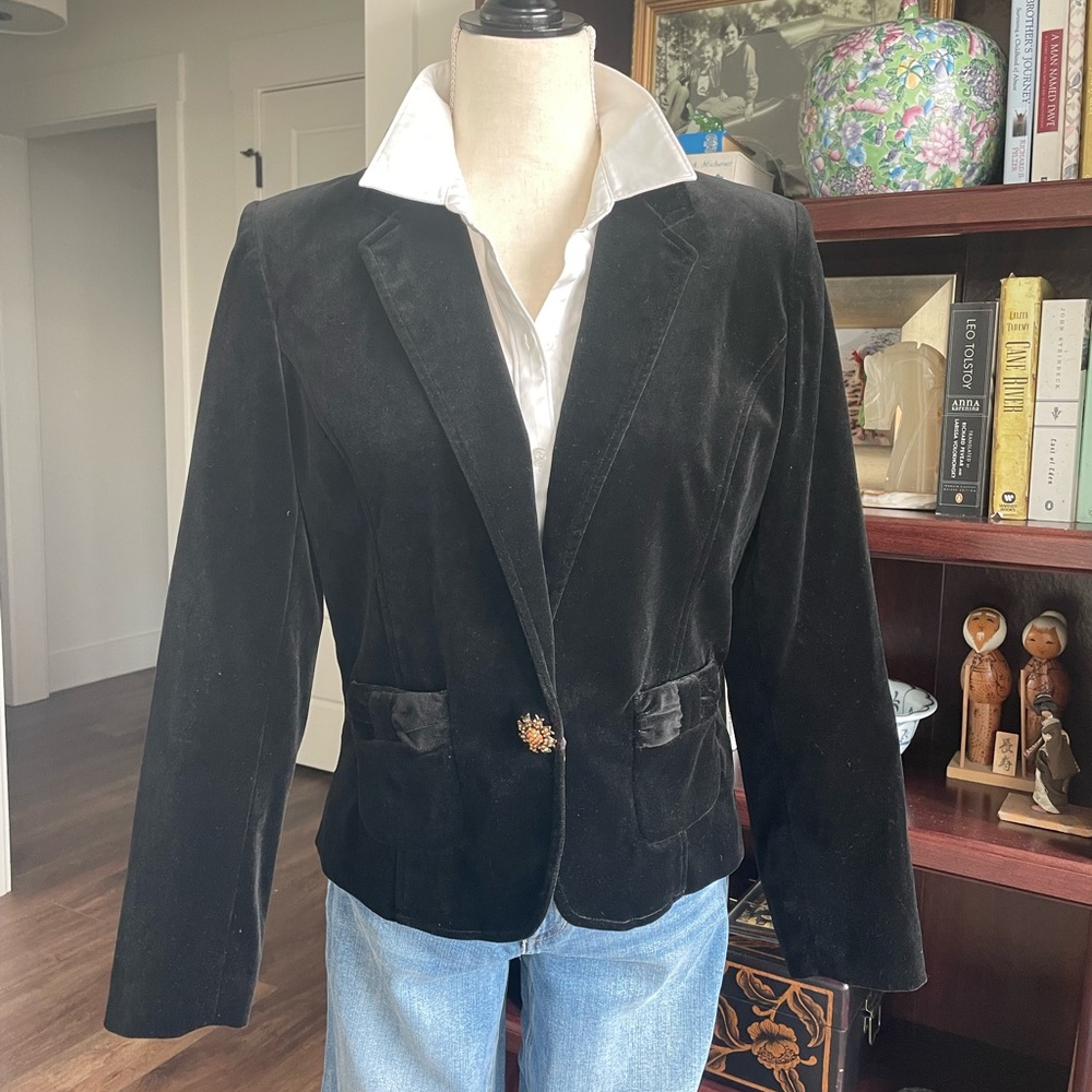 Black Velvet Blazer Lapel Collar Rhinestone Button Pursuits Ltd. Blazer